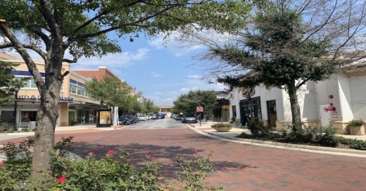 Market Street is an outdoor dining and shopping center. (Ally Bolender/Community Impact Newspaper)