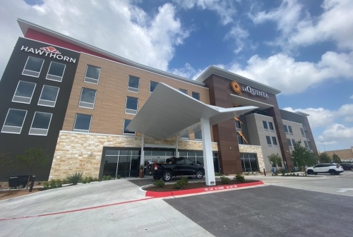 La Quinta Inn & Suites and Hawthorn Suites by Wyndam will be open by May 16. (Brian Rash/Community Impact Newspaper)