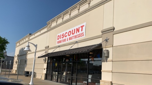 Daily Deals & Furniture store exterior