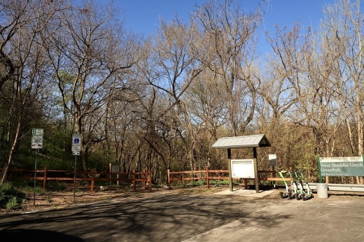 The project improved access to the Post Oak trailhead at the West Bouldin Creek Greenbelt. (Courtesy city of Austin Public Works)