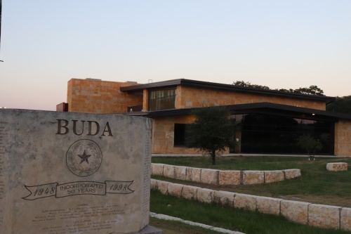 The Buda Bond Oversight Committee and City Council meet at 405 E. Loop St., Buda, April 18 and 19, respectively. (Zara Flores/Community Impact Newspaper)