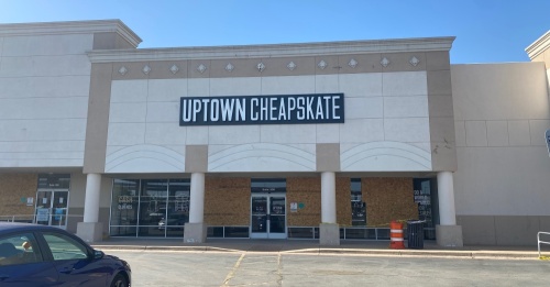 Uptown Cheapskate, located at 2601 S. I-35, Ste. D-300, Round Rock, will reopen April 25. (Brooke Sjoberg/Community Impact Newspaper)