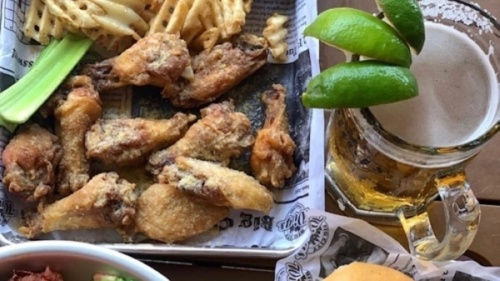 Big City Wings celebrated the one-year anniversary of its Humble location April 15. (Courtesy Big City Wings)