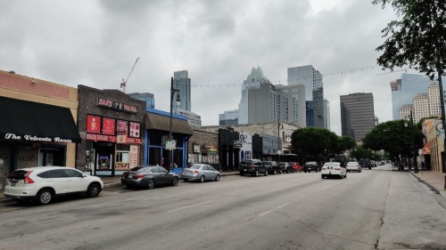 Stream Realty Partners may seek changes to the East Sixth Street streetscape as well as city code requirements to rehabilitate portions of the historic blocks. (Ben Thompson/Community Impact Newspaper)