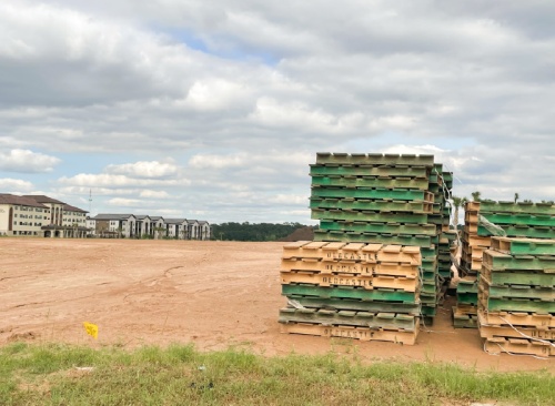 Cathedral Lakes is under development off I-45. (Christopher Goodwin/Community Impact Newspaper)