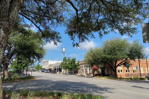 City officials approved an amendment to an ordinance governing the total number of bars in downtown Round Rock, reducing the number of permitted bars to 11. (Brooke Sjoberg/Community Impact Newspaper)