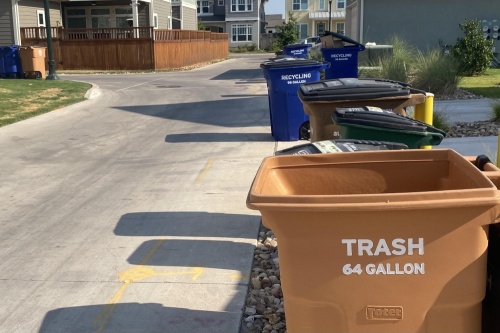 The change in bin times is one of several ways the city is helping workers during record-high heat. (Darcy Sprague/Community Impact Newspaper)