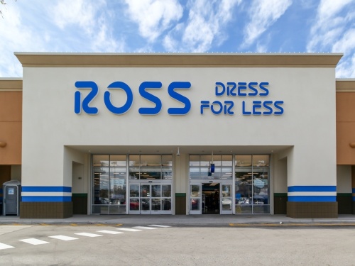Ross Dress For Less will be opening a new 22,000-square-foot space in Fort Bend Town Center II. (Adobe Stock)