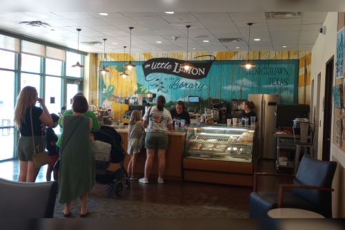 Library patrons can now enjoy coffee and cinnamon rolls at Little Lemon at the Library. (Community Impact Newspaper/ Hunter Terrell)