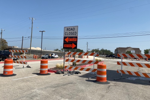 Access to the Market at Round Rock shopping center will be temporarily limited along the eastbound lane of RM 620 as construction in the area progresses. (Brooke Sjoberg/Community Impact Newspaper)