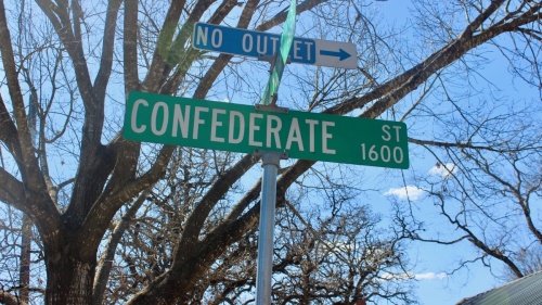 Austin City Council renamed Confederate Avenue as Maggie Mayes Street in their July 28th meeting. (Ben Thompson/Community Impact Newspaper)