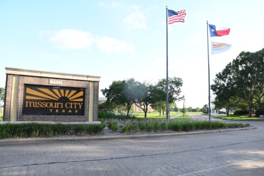 Missouri City City Council approved the first of two readings on an ordinance establishing additional regulations for massage establishments. (Hunter Marrow/Community Impact Newspaper)