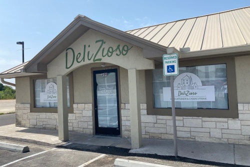 Delizioso Delicatessen & Charcuterie is now open on Hwy. 79 inside the former location of Long Island Deli. (Brooke Sjoberg/Community Impact Newspaper)