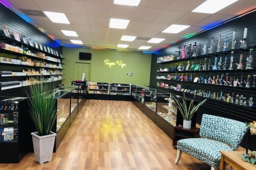 Super Vape sells products out of a welcoming environment. (Courtesy Super Vape)