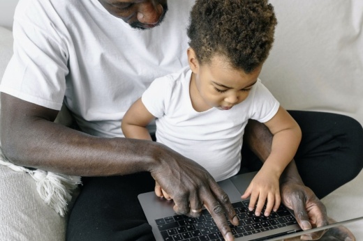 San Antonio-area social service agencies and nonprofits may now take advantage of SA Digital Connect's toolkit to allow eligible local households to afford home internet service. (Courtesy Pexels.com)