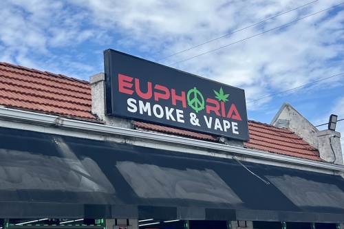 Euphoria Smoke and Vape, located at 1718 Westheimer Road, Houston, opened July 4. (Community Impact Newspaper staff)