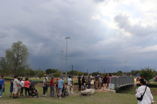 Attendees waited for the tethered hot air balloon rides that were ultimately canceled due to the weather. (Zara Flores/Community Impact Newspaper)