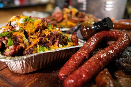 Burns Original BBQ's bistro inside Kroger features menu items such as ribs, brisket, sausage links and loaded baked potatoes. (Courtesy Burns Original BBQ)