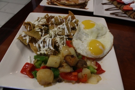 JJ's Cafe serves popular Mexican brunch dishes, including chilaquiles. (Jackson King/Community Impact Newspaper)