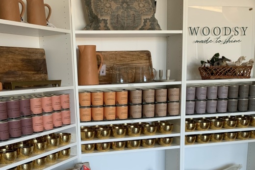 Woodsy Homelife offers home decor and hand-poured wooden wick candles. (Courtesy of Woodsy Homelife)