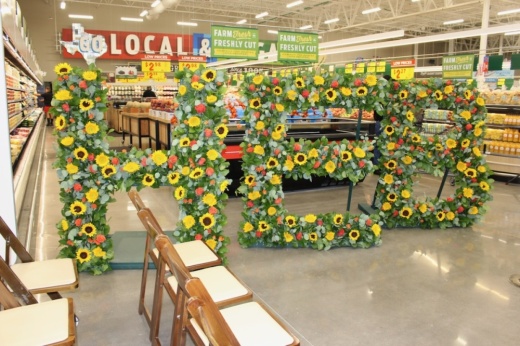 H-E-B sign