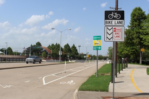 Bike lane in Richardson.