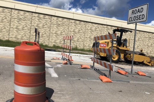 Construction on Broadway Street is seen in 2021. The Pearland Parkway and Broadway Street intersection project is expected to start construction in late 2023 and include the addition of three new lanes. (Andy Yanez/Community Impact)
