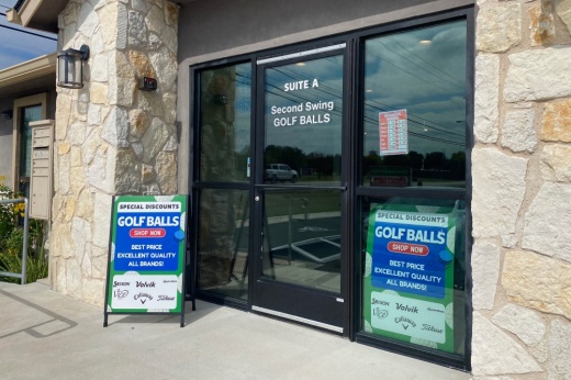 The secondhand golf ball shop offers a selection of used golf balls in good condition and retrieved from “hard-to-reach” parts of existing golf courses. (Brooke Sjoberg/Community Impact)