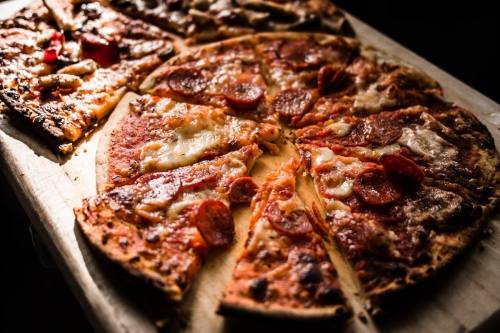 Smokin' Oak Wood-Fired Pizza & Taproom opened its first Austin-area location on Aug. 25 in Northwest Austin. (Courtesy Pexels)