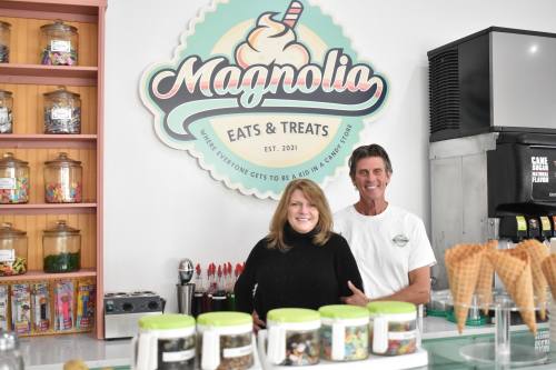 Jennifer and Craig Lobel opened Magnolia Eats & Treats on Dec. 4, 2021. (Lizzy Spangler/Community Impact)