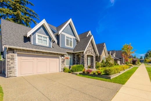 Residents of Grand Central Park in Conroe enjoy a variety of amenities, including a pool, dog park, lakes, trails, parks, playgrounds, a fitness center and The Lake House. (Courtesy Canva)