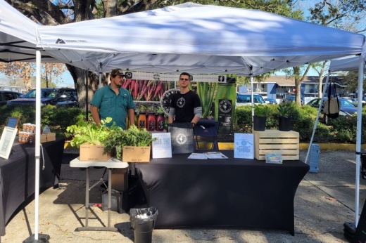 New local farmers market Fellowship Under the Oaks began in January and runs every Sunday. (Courtesy Fellowship Under the Oaks)