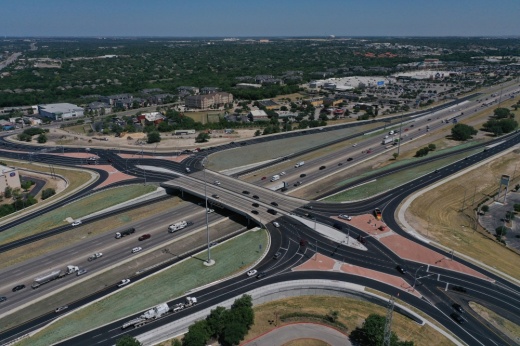 TxDOT is closing portions of I-35 and the Williams Drive bridge to install a diverging diamond intersection, which will be similar to the one at Parmer Lane. (Courtesy Texas Department of Transportation)