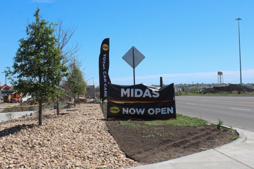 Midas, an auto repair shop, is now open in Kyle. (Amira Van Leeuwen/Community Impact)