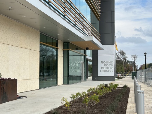 The Round Rock Public Library is once again offering resume review services to residents, following a pause of several months.   (Brooke Sjoberg/Community Impact)