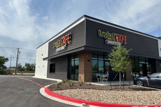 A drive-thru location of Tropical Smoothie Cafe locally owned by Matt Cohen opened March 31. (Brooke Sjoberg/Community Impact)
