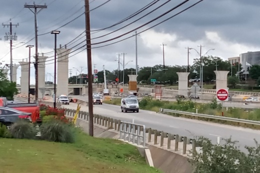 The westbound Loop 1604 exit ramp to the westbound I-10 frontage road will close the night of May 2 through late summer because of the Loop 1604 expansion project. (Edmond Ortiz/Community Impact)