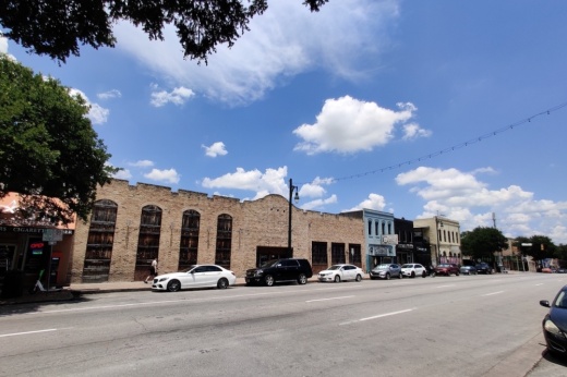 Stream Realty Partners is planning to bring new businesses to East Sixth Street. (Ben Thompson/Community Impact)