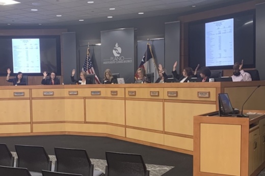 Plano ISD trustees vote