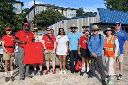 Members of Camp Logan Civic Club, Rice Military Civic Club, Arlington Court Civic Club, the Citizens’ Transportation Coalition and Super Neighborhood No. 22 are joined by civic leaders at the start of the July 1 walk audit along Washington Avenue. (Courtesy Citizens’ Transportation Coalition)