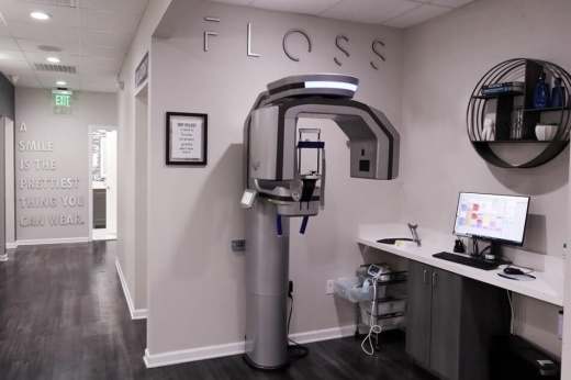 Dentist office with x-ray machine and modern aesthetics