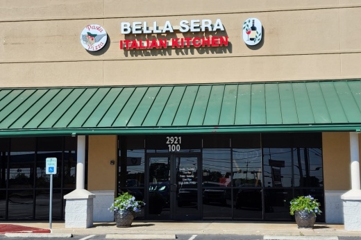 The front of the Bella Sera Italian Restaurant.