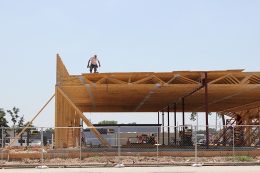 A retail building to be located at 4561 FM 1960, Houston, is under construction and expected to finish in mid-December. (Emily Lincke/Community Impact)