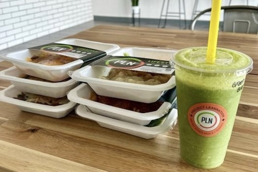 smoothie and meal kit