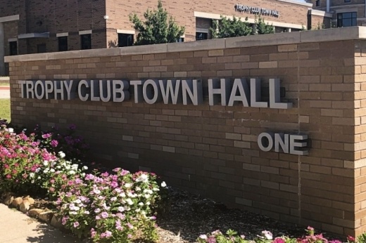 Picture of Trophy Club's Town Hall sign