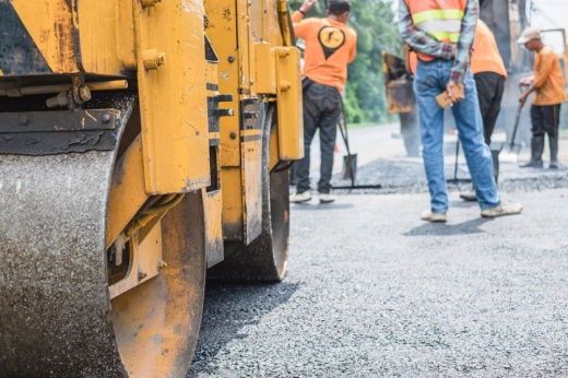 Stock photo of resurfacing equipment (Courtesy Adobe Stock)