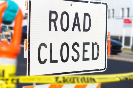 Road Closed sign.
