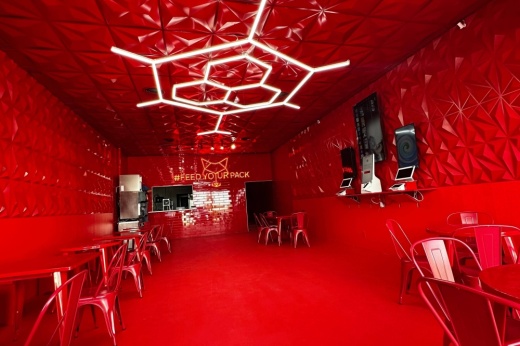 Wulf Burger interior