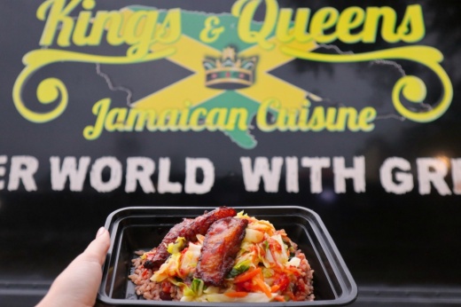 Veggie plate held in front of KingsnQueens food truck