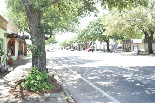 A project to reconstruct FM 2920 in Tomball is anticipated to begin in 2027. (Lizzy Spangler/Community Impact)